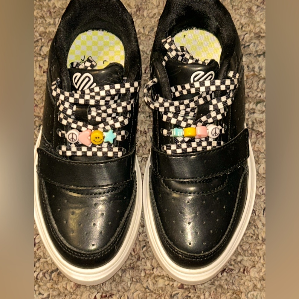 Justice Sport Girls Black White Beaded Low Court Sneakers Shoes Size 1
